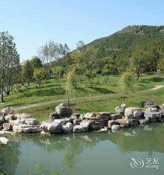 Tangyun Conference Center Hotel Beijing Exterior photo